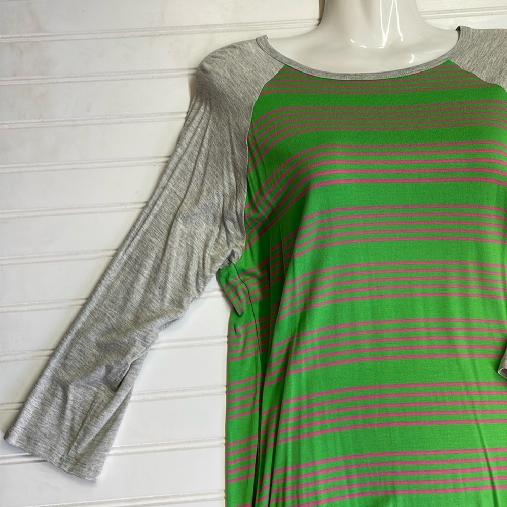 LulaRoe Striped Randy Top-#0302 - Picture 4 of 12
